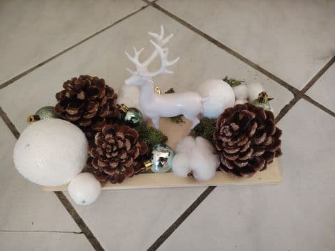 Composition renne debout